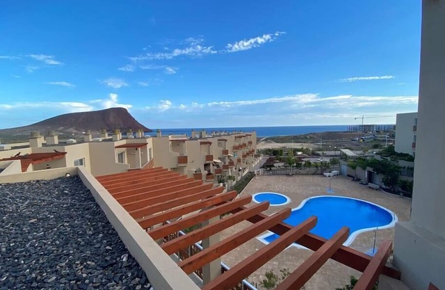 Large ocean view apartment! La Tejita El Medano