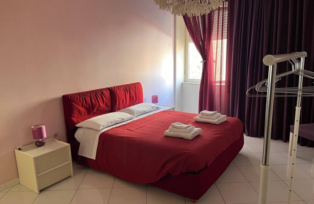 Large room with private bathroom in apartment shared with host