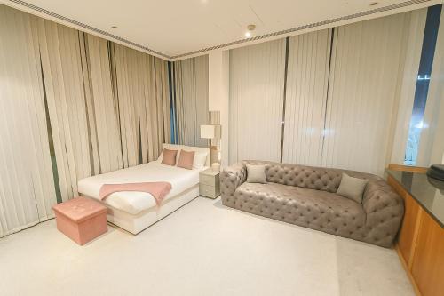 Large Studio Opposite ExCeL