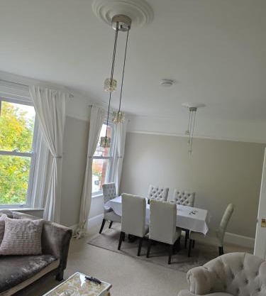 Large Victorian Apartment With High Speed Wifi 350mbps