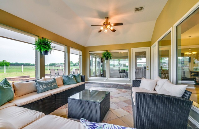 Large Yard: Pet-Friendly Waxahachie Vacation Home!