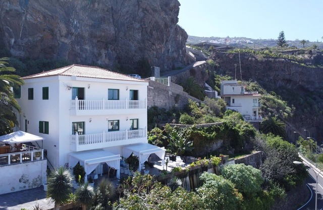 Las Barandas 2 by TOR