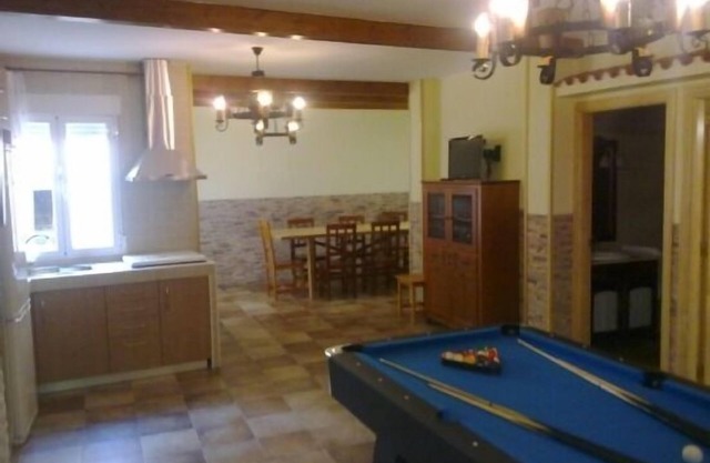 Las Callejuelas cottage for 2 people and playground