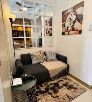 Las Pinas City Cozy Escape