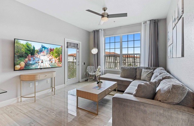 Last Minute Disney Getaway! Luxury Condo with Private Balcony. Book Now! #108467