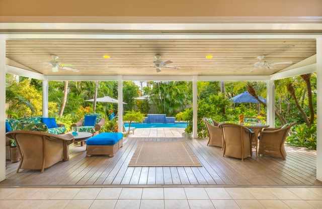 LATITUDE 24 ~ 3 B/3 Ba Two-Story Home in Old Town with Lush Outdoor Oasis!