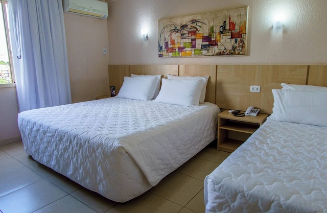 Laugh, Relax & Explore Together in a Large Triple Room by Iguazu Park