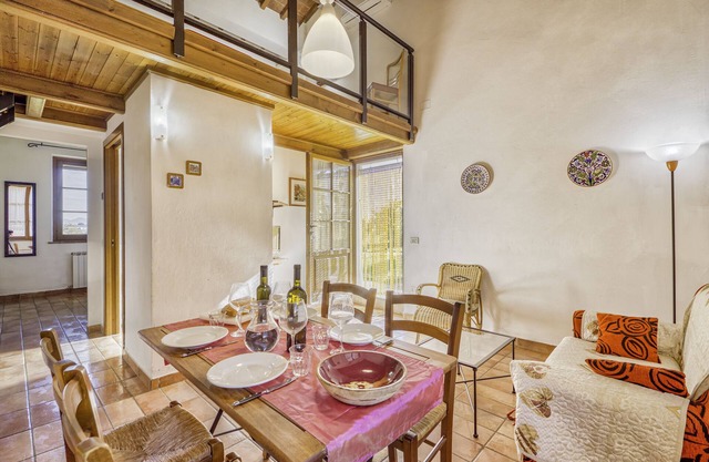 Laurel apt with shared pool, Castiglione del Lago, Italy