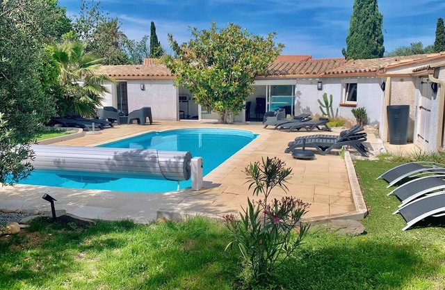 LaurenceOlivier The Annex. 10 minutes from the beaches