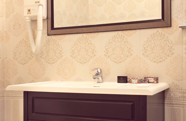 Lawrence View Hotel Lahore