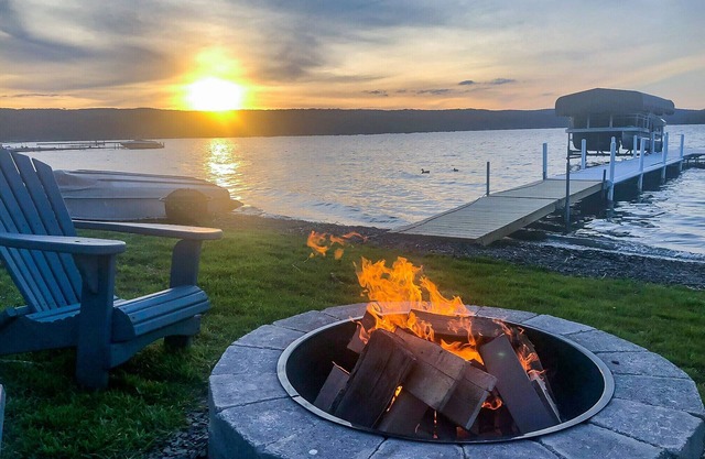 Lazy Loon Cottage is a Charming KEUKA LAKE cottage with amazing views!