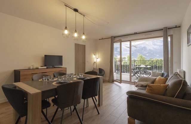 Le 201 - Vue montagne - Proche télécabine