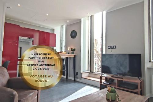 Le Bouda avec un balcon vue sur la République