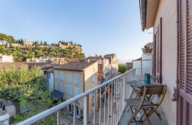 Le Central par Dodo-a-Cassis
