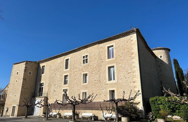 Le château de Soupex: dream holidays for 15 people