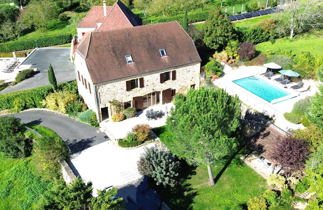 Le Clos de Domme - magnificent house with private heated pool