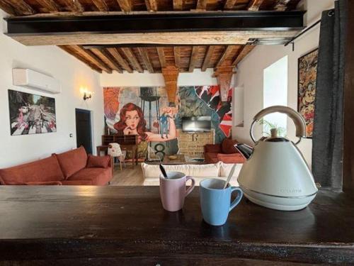 Le Family Pop'art : Gîte coloré pour 6 pers. près de Vichy, avec parking - FR-1-489-519