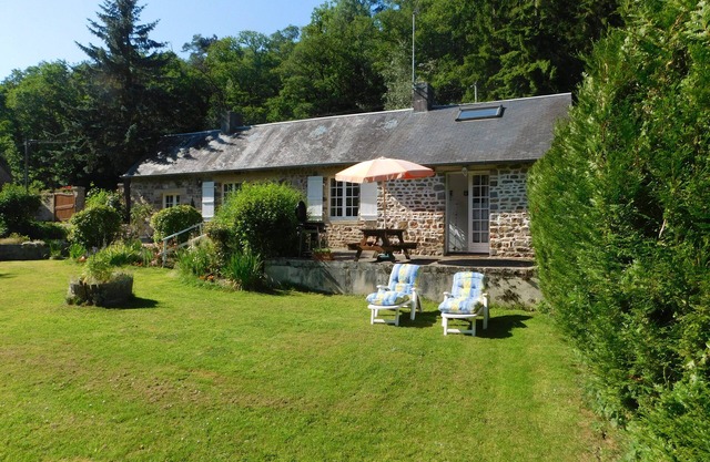 Le Gite De Parc (2 Bedrooms, Sleeps 4)
