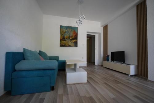 Le Nina Apartments-Delux and Studio