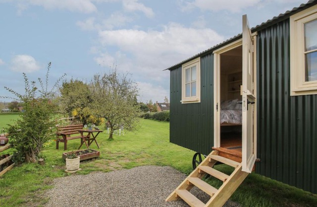 Le Petite Pound House