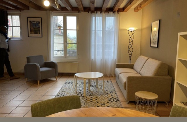 Le Saint-Nicolas-Apartment-Signature-Ensuite-City view