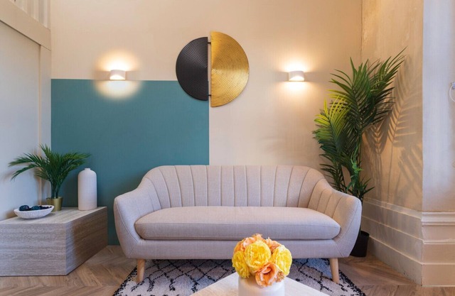 Leeds Central Majestic | City Apartment | Stylish