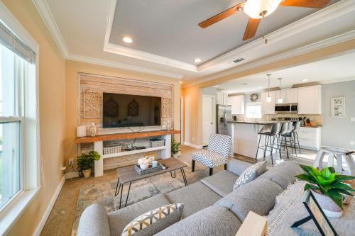 Legacy Ranch Home with Lake Access and Grill