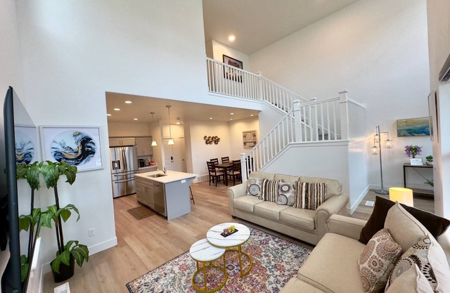 Lehi Retreat: Silicon Slopes/Thanksgiving Pt: Indoor Games,Fully Stocked Kitchen
