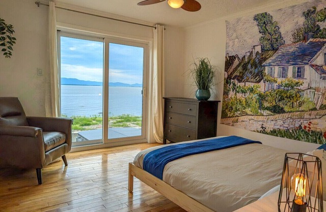 Les Chalets Bleus - Family cottage on the banks of the River - Chalet 13