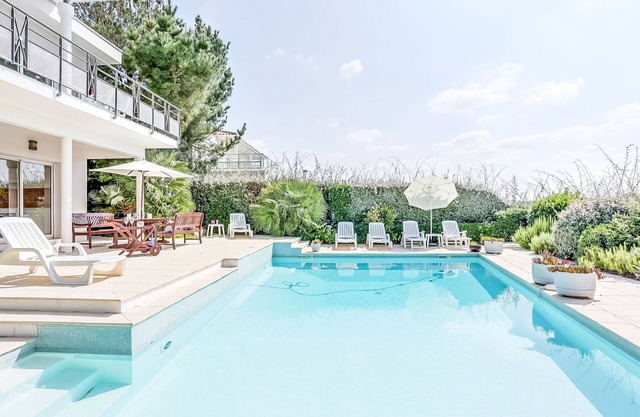 Les Pinasses by Interhome