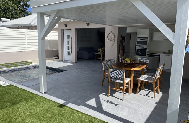 Les Résidence de la Caravelle, Anse-Canot