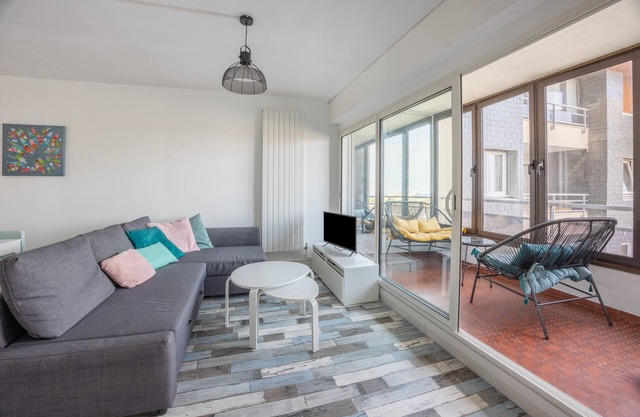 Les Sardines - vue sur le port