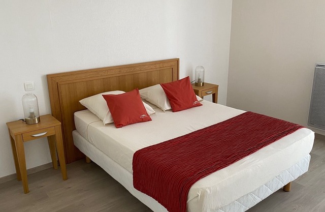 Les Tours D'Or Appartement T2 Salle de bain douche