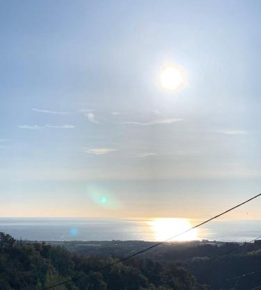 Levé du soleil sur la mer