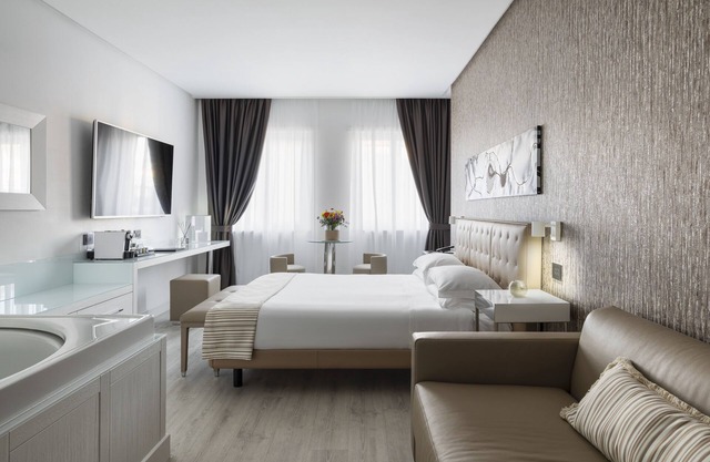 LHP Napoli Palace & spa