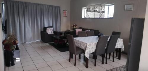 Libem 4 Family Room