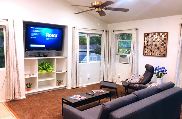 Light and Airy 1,000 sqft. Private Space in Broomfield