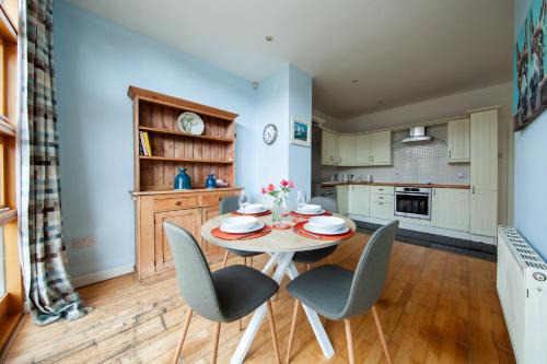 Light Filled 2BD Home with Sea Views Baldoyle