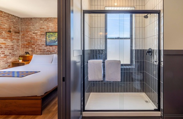 Lightwell Hotel & Spa