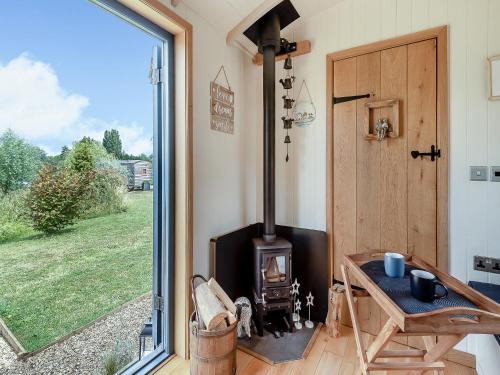 Lillie's Shepherd Hut - Uk50230