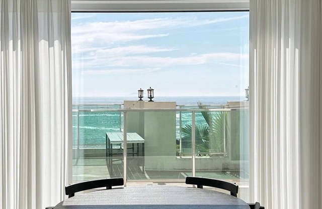 Lim Sea Side Poolvilla Pension