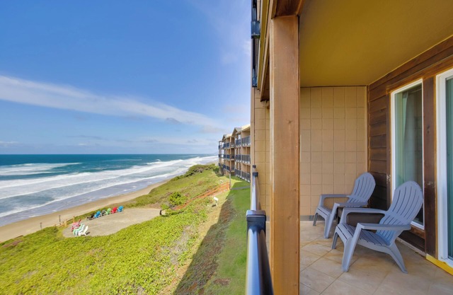Lincoln City Vacation Rental w/Pool & Ocean Views
