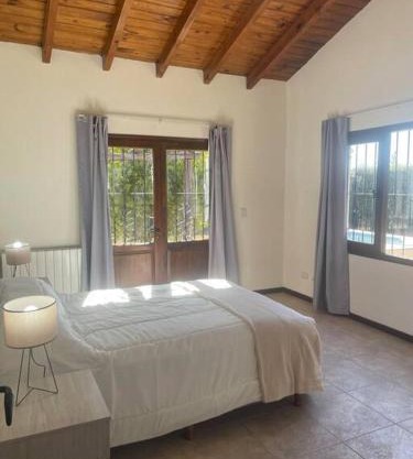 Lindísima casa en Chacras de Coria!