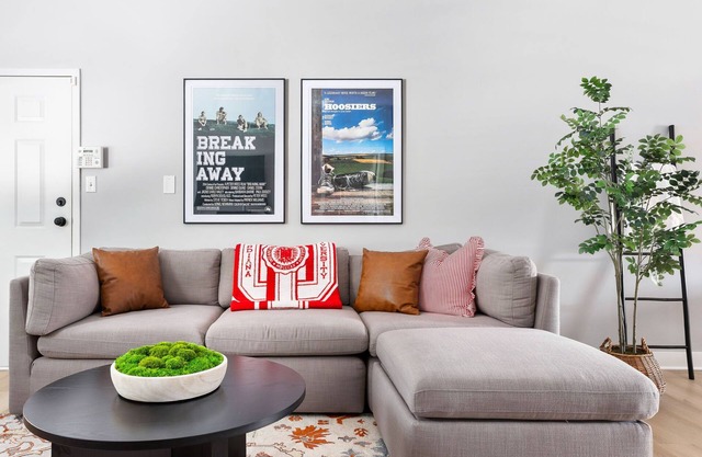 Little 5 Condo: King Beds | Ping-Pong | Garage