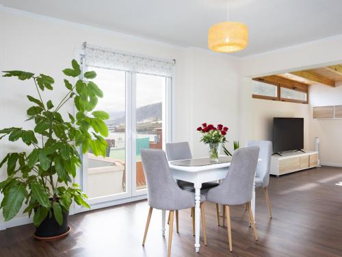 Live La Caleta Villa al Mar