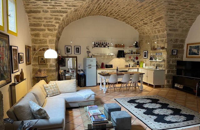 Live like King Louis XIV in historic city centre