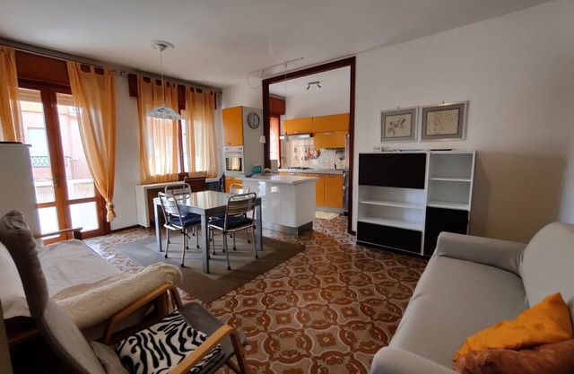 Lively and bright flat in Caorle