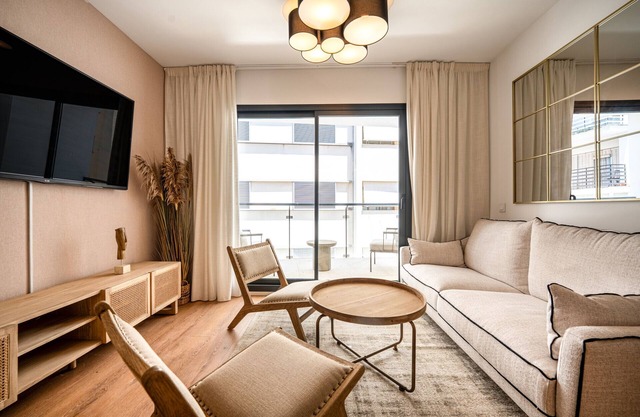 Living Estepona - 2 Bedroom Luxury Apartment