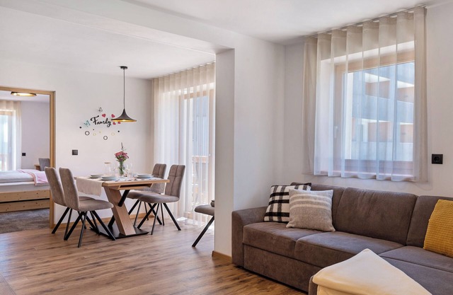 Living Lerchna - Apartment Abendrot with Mountain View, Balconies and Wi-Fi