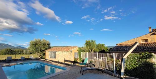Location Gite avec Piscine Luberon ARTEMISS